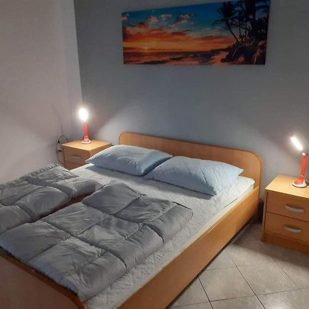 Apartments Felicce Banjol Bagian luar foto