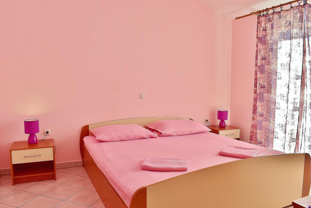 Apartments Felicce Banjol Bagian luar foto