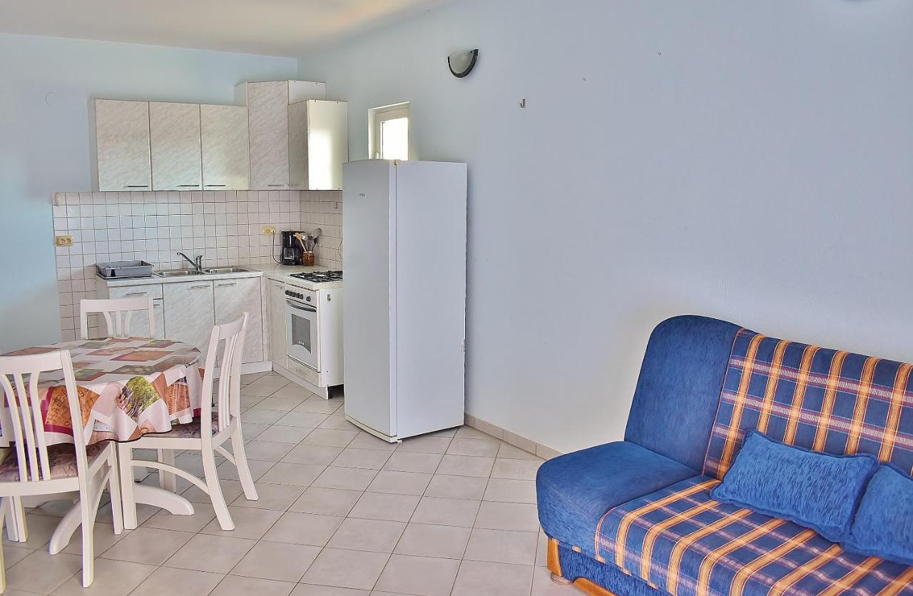 Apartments Felicce Banjol Bagian luar foto