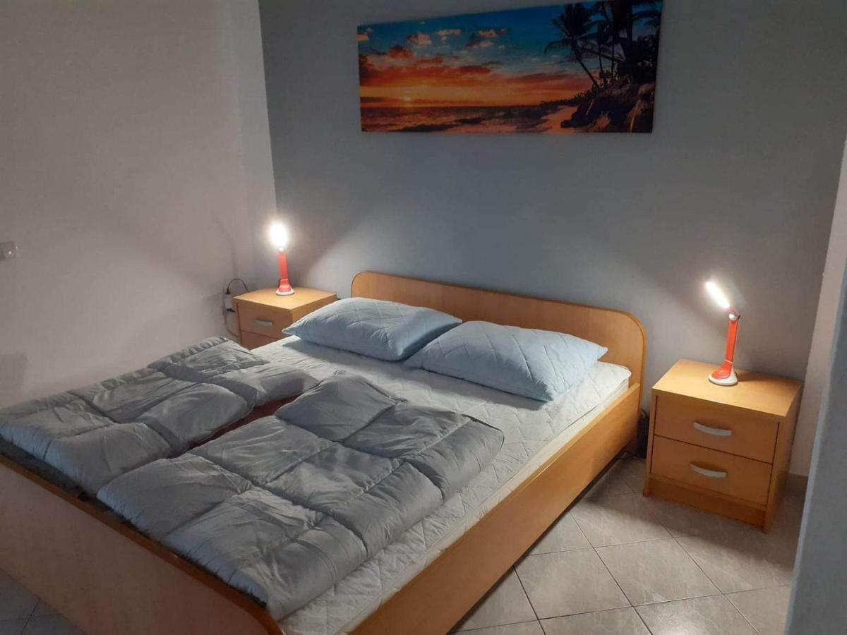 Apartments Felicce Banjol Bagian luar foto